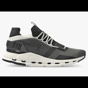 ON Cloud Nova sneakers